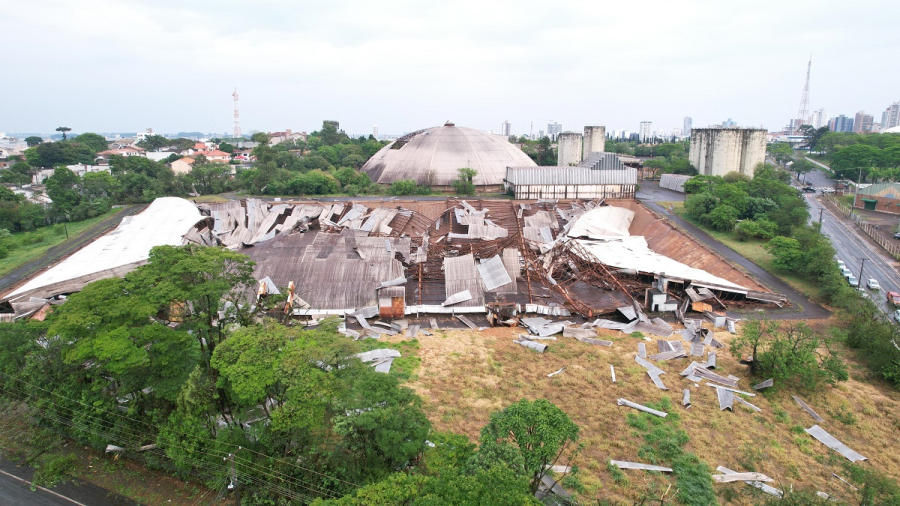 Defesa Civil atesta que cerca de 1,4 mil imóveis foram atingidos por tornado em Cascavel