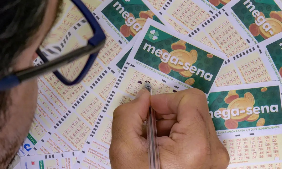 Mega-Sena sorteia R$ 3 milhões neste sábado (2)