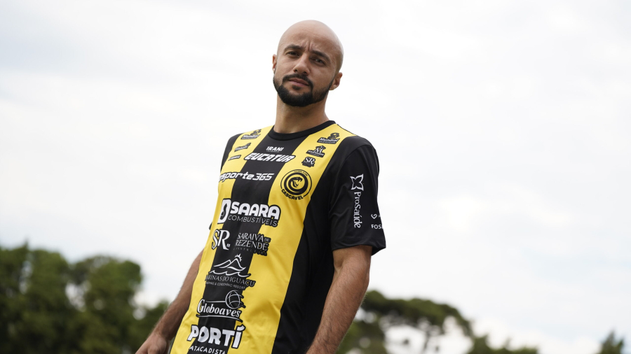 Lucas Lourenço é o novo reforço do FC Cascavel