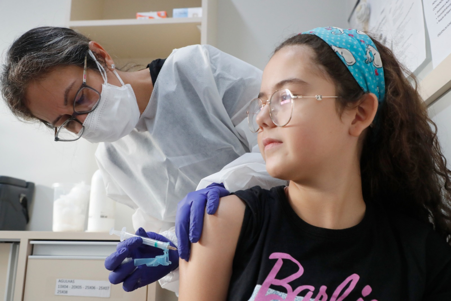 Vacinação contra gripe está liberada para toda população neste sábado (10)