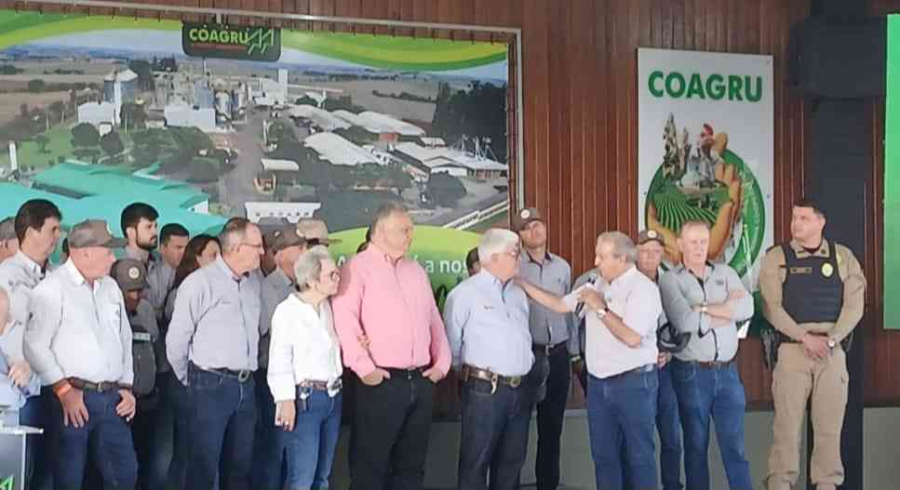 Dilvo prestigia dia de campo da Coagru e cita papel da intercooperação