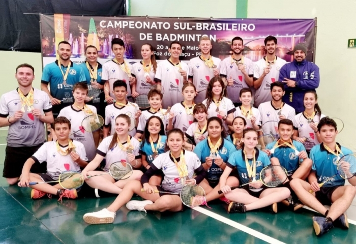 Badminton de Toledo conquista mais de 40 medalhas na 3ª etapa do Regional Sul